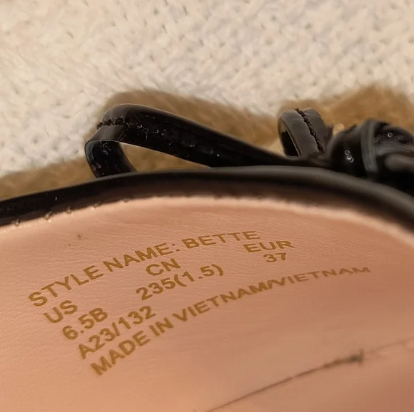 KATE SPADE Bette Black Patent Leather Block Heel Pump size 6.5 - Picture 6 of 6